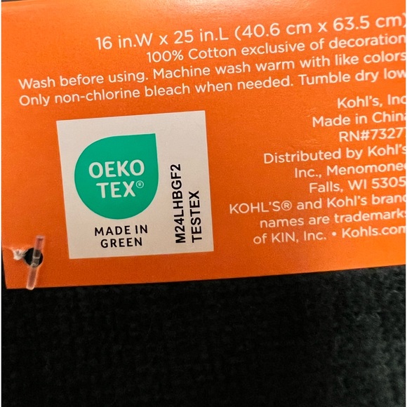 CELEBRATE TOGETHER HALLOWEEN HAND TOWEL pair set 2 skeleton bat goth vibe spooky - Picture 3 of 6